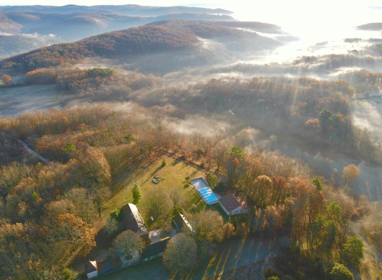 Gîtes Sibémol Simeyrols Exterior foto